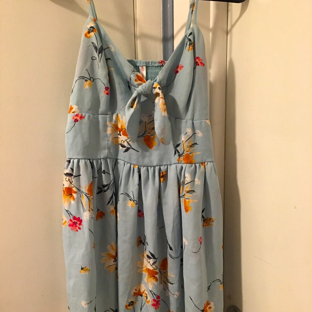 Xhilaration floral dress (M)